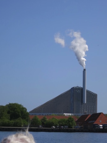 powerplant with arifical ski slope on roof